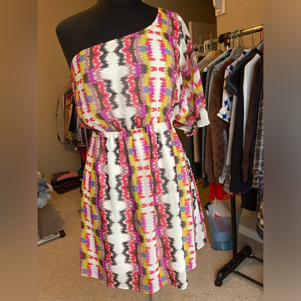 XXI one shoulder dress, size small, colorful and lightweight